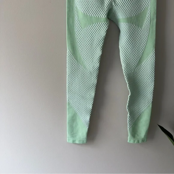 Mint Green Textured Women's Active Leggings Stretch Athletic Activewear Running - Picture 6 of 10